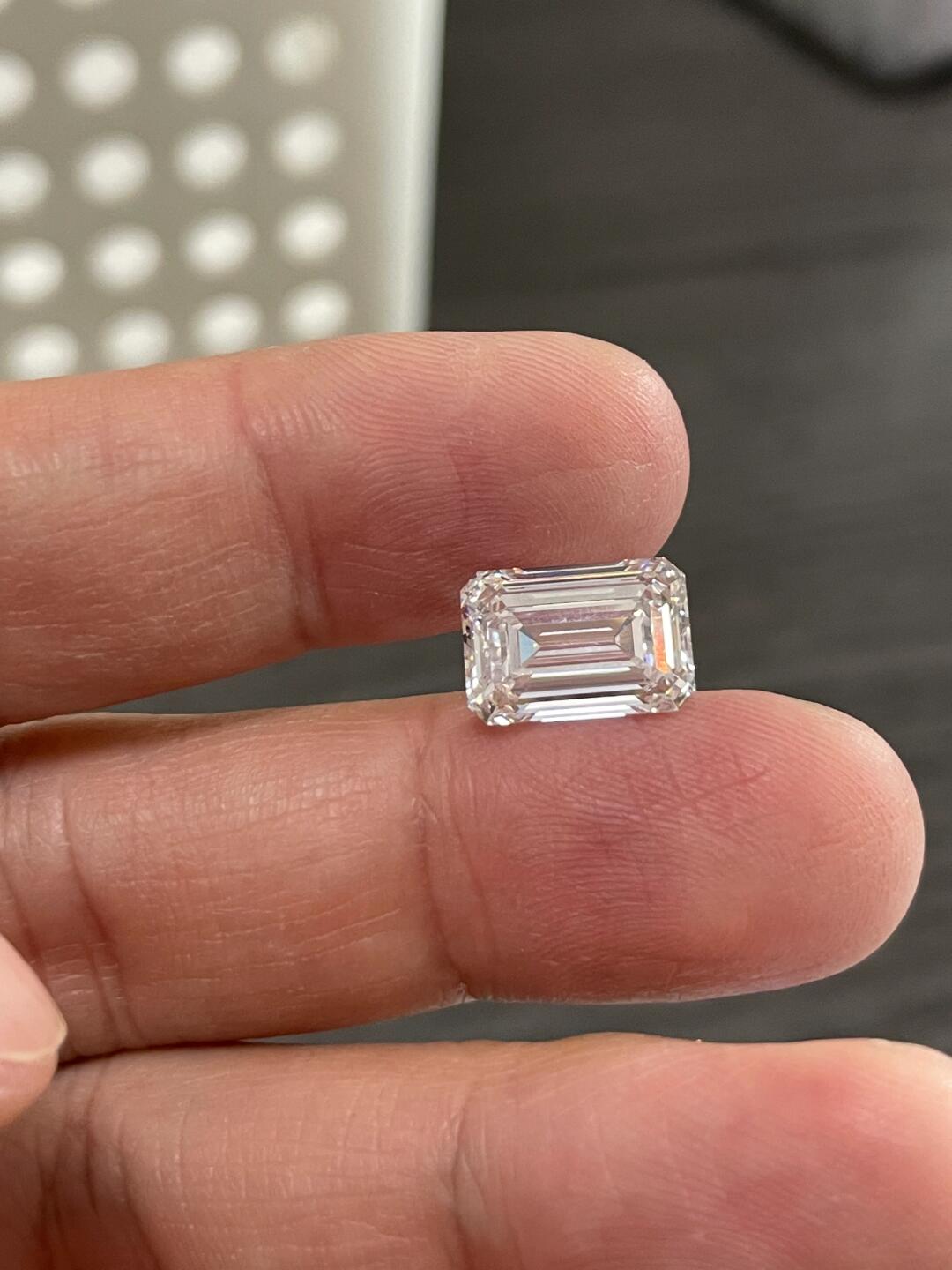 Pirmiana 5-5.2CT EFG VS1 Emerald Cut Lab Grown Diamond 2EX N Not Change Color With IGI Certificate