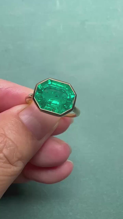 Pirmiana Custom Design 14K Soild Gold 4.06ct Lab Grown Emerald Ring