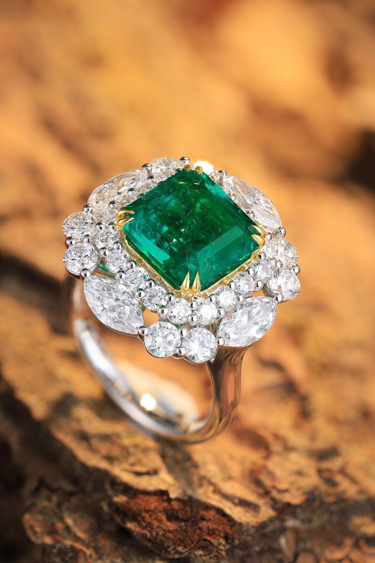 Pirmiana 2024 Hot Sale 18K Gold 3.98ct Lab Grown Emerald Ring Women Engagement Fashion Finger Gemstone Jewelry